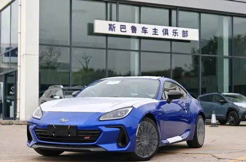 想花小钱办大事，买台跑车带学妹学姐兜风二手斯巴鲁brz怎么选！